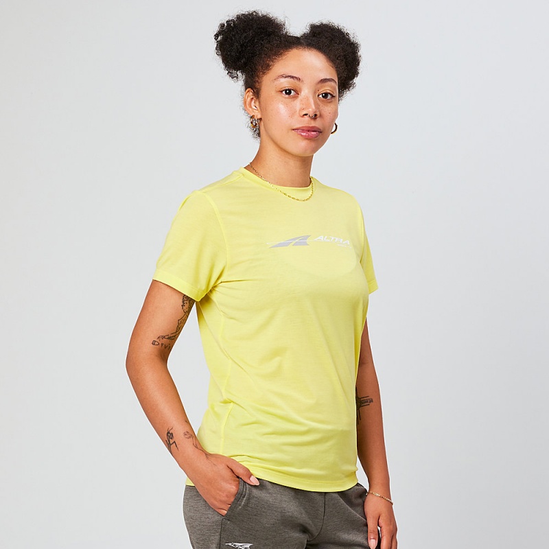 Altra EVERYDAY PERFORMANCE SHORT SLEEVE T-Shirt Dames Geel | Belgie AL5824X03